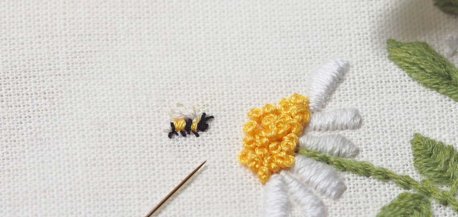 découvrez l'art de broder une fleur avec notre guide détaillé. apprenez les techniques, les points de broderie essentiels et laissez libre cours à votre créativité pour créer des œuvres florales qui embelliront vos projets textiles.